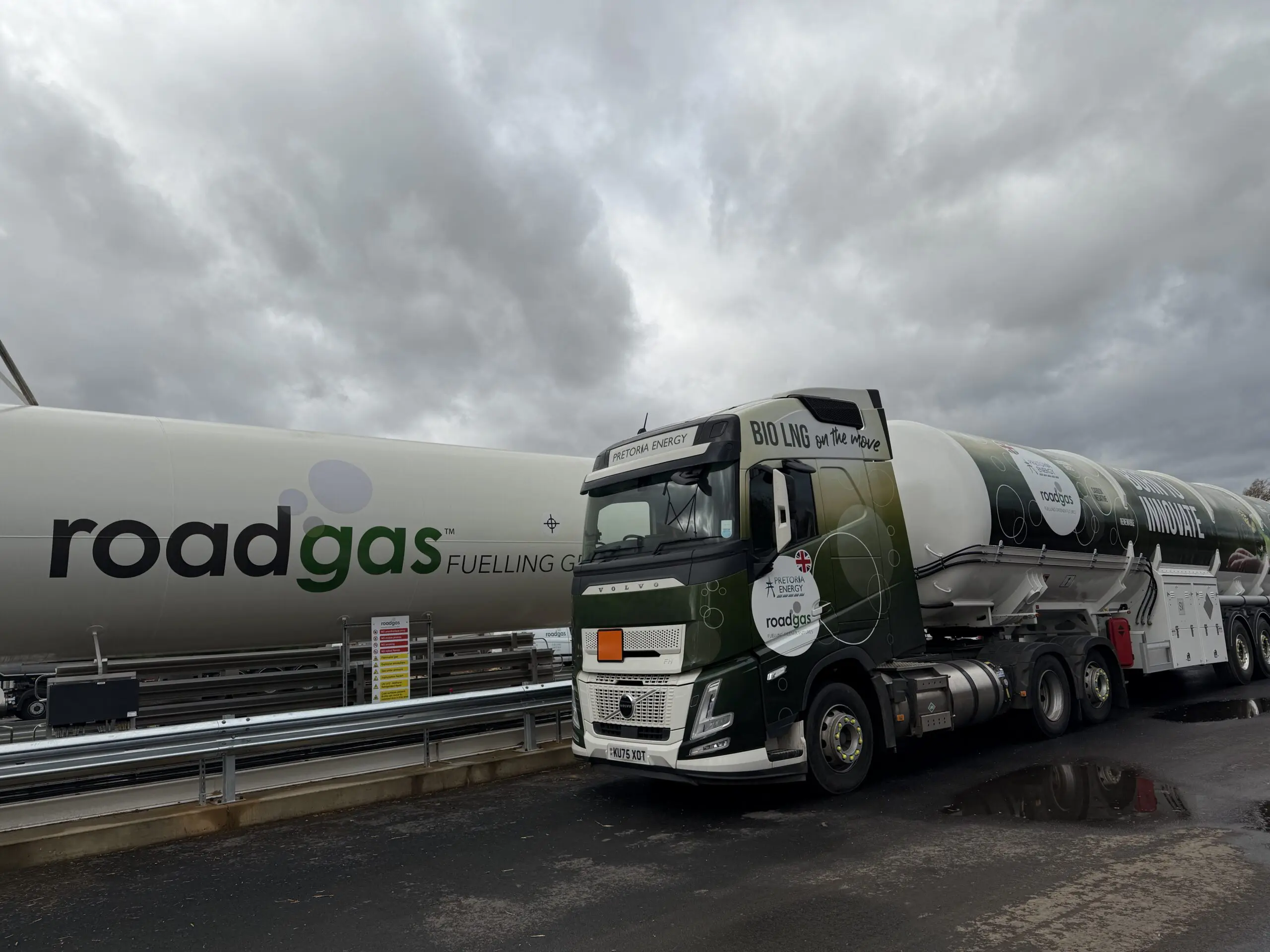 A Bio-LNG truck refuelling at a Roadgas station, showcasing renewable gas infrastructure for UK HGV fleets.
